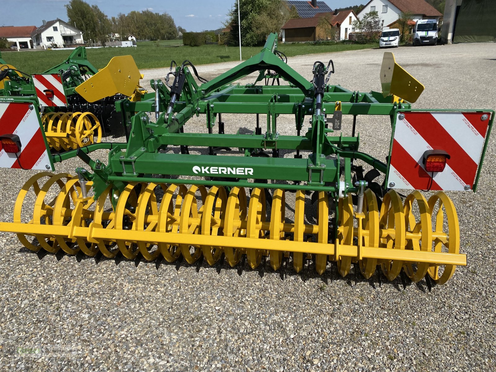 Grubber van het type Kerner Corona C 300 Sternradgrubber mit Walze usw. Lagermaschine sofort lieferbar, Neumaschine in Nördlingen (Foto 3)