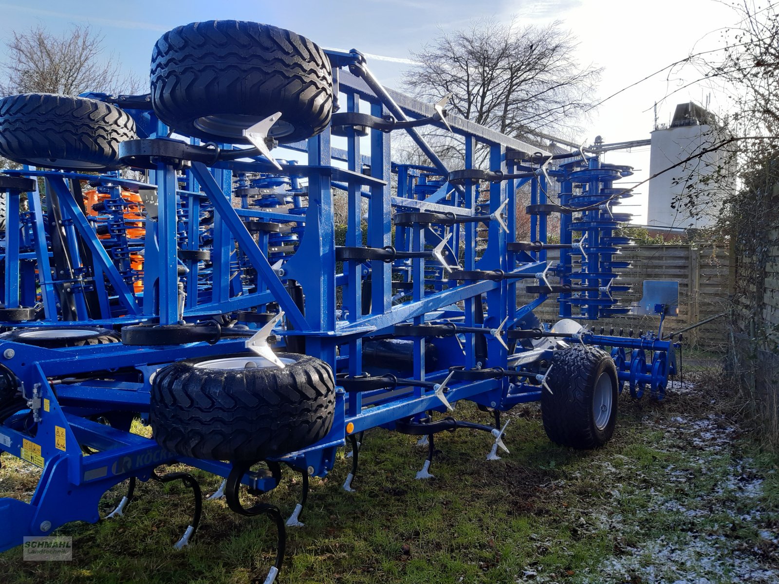 Grubber of the type Köckerling ALLROUNDER 600 FLATLINE, Neumaschine in Oldenburg in Holstein (Picture 2)