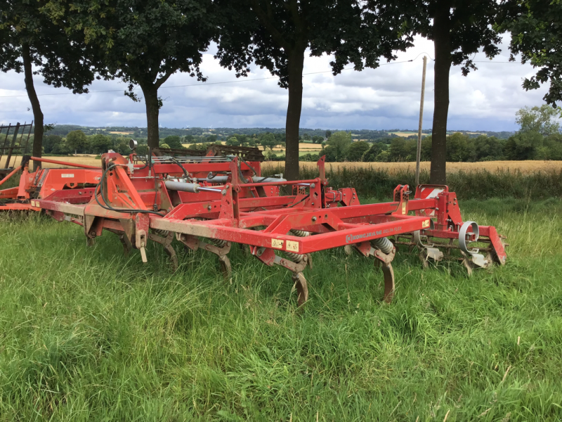 Grubber Türe ait Kongskilde DECHAUM. KONGSKILDE DELTA FLEX, Gebrauchtmaschine içinde BEGARD (resim 1)