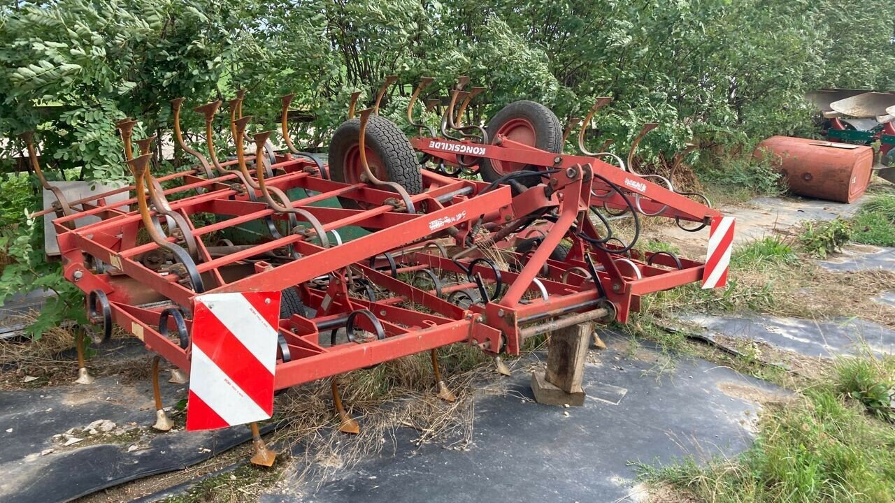 Grubber of the type Kongskilde VIBROCULTEUR SGC, Gebrauchtmaschine in CHEMINOT (Picture 2)