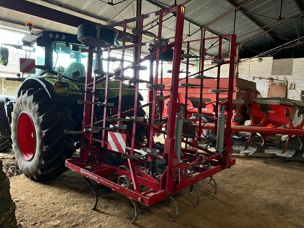 Grubber tip Kongskilde VIBROCULTEUR VIBROMASTER 3000, Gebrauchtmaschine in LAIGNES (Poză 2)