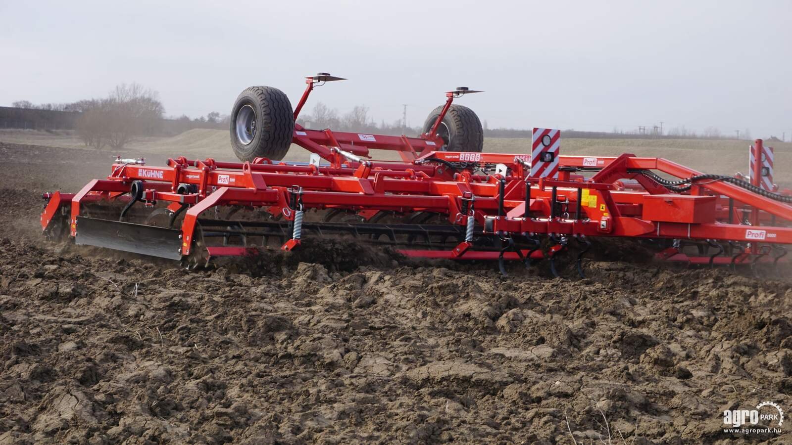 Grubber tip Kühne Profi 6000, Gebrauchtmaschine in Csengele (Poză 2)