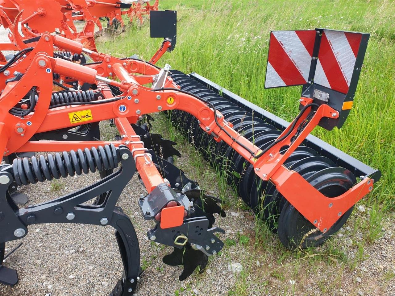 Grubber van het type Kuhn Cultimer L 300 NS, Neumaschine in Schopfloch (Foto 2)