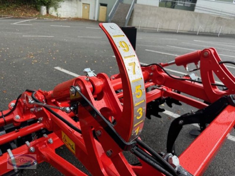 Grubber van het type Kuhn Cultimer L 300 T, Neumaschine in Münzkirchen (Foto 11)