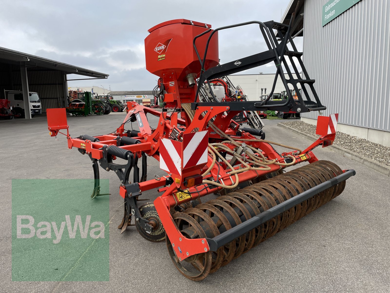 Grubber van het type Kuhn Cultimer L 300, Gebrauchtmaschine in Bamberg (Foto 3)