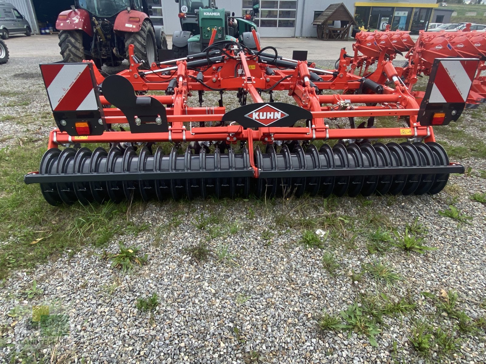 Grubber del tipo Kuhn Cultimer L 400 R NS, Neumaschine In Lauterhofen (Immagine 4)