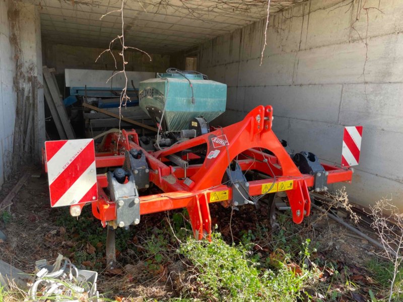 Grubber del tipo Kuhn Déchaumeur CULTIMER 300 . Kuhn, Gebrauchtmaschine In ROYNAC (Immagine 1)