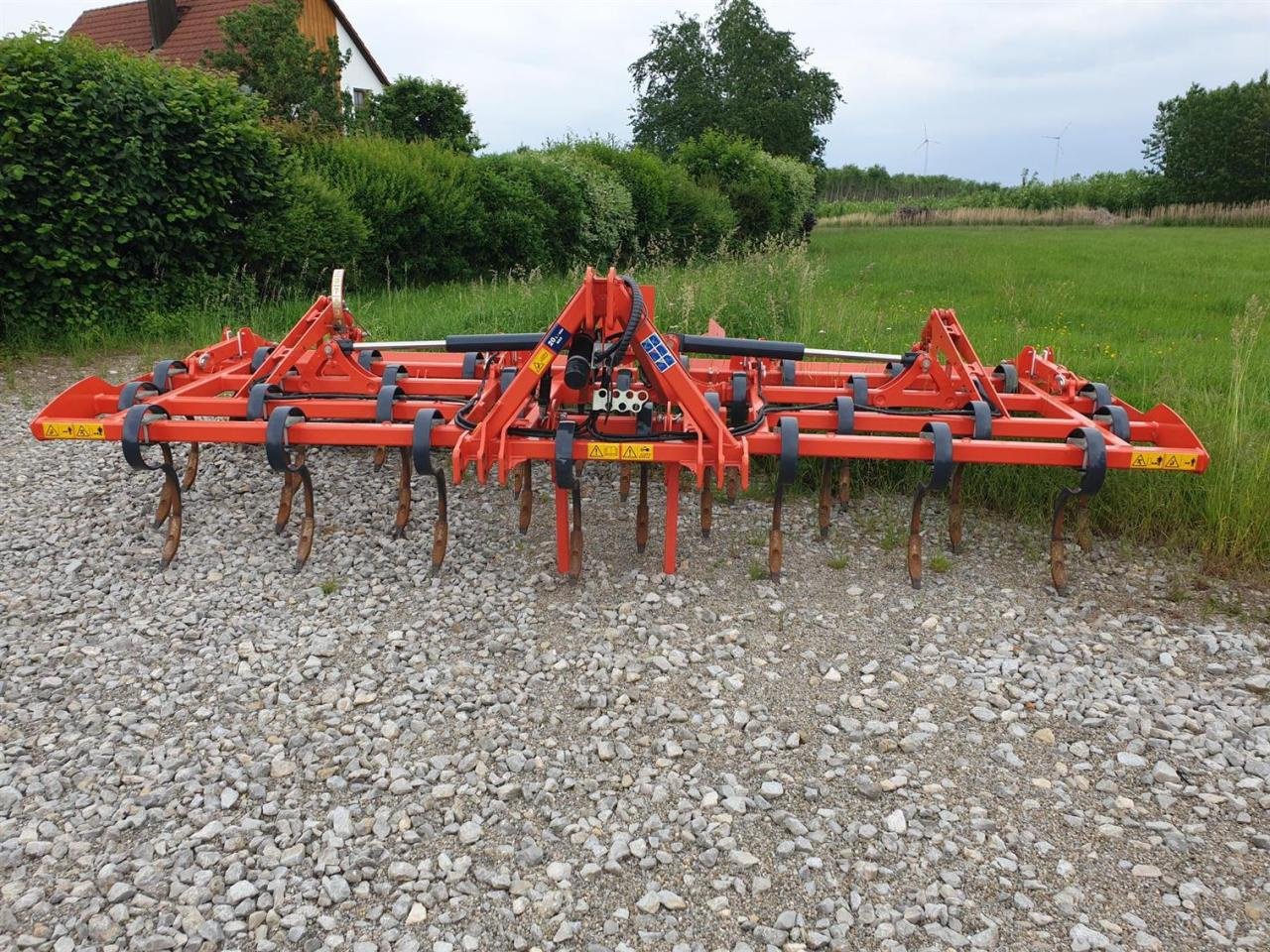 Grubber of the type Kuhn Prolader500R, Neumaschine in Schopfloch (Picture 1)