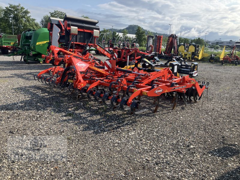 Grubber of the type Kuhn Prolander 500R, Neumaschine in Stockach