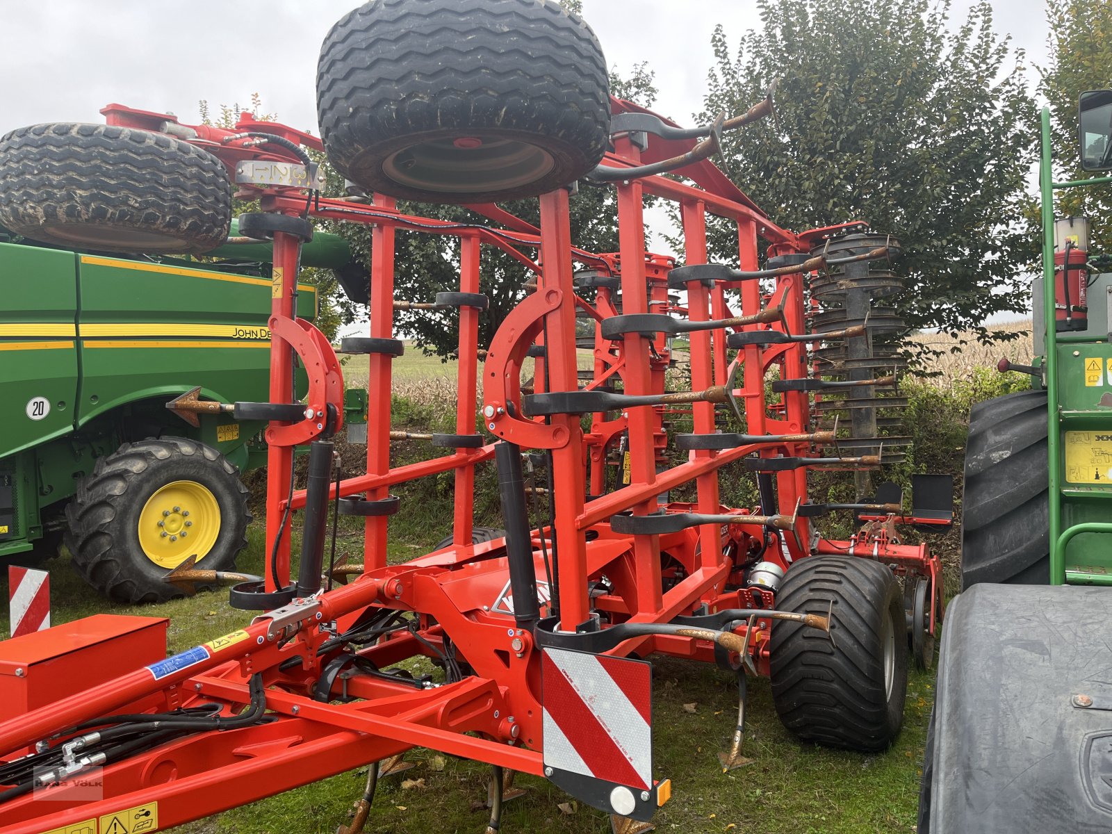 Grubber des Typs Kuhn Prolander 6000, Neumaschine in Tettenweis / Karpfham (Bild 1)