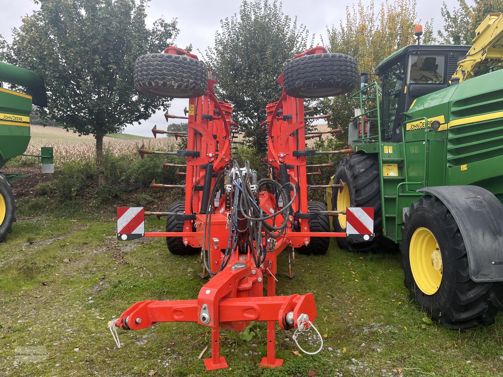 Grubber of the type Kuhn Prolander 6000, Neumaschine in Tettenweis / Karpfham (Picture 4)