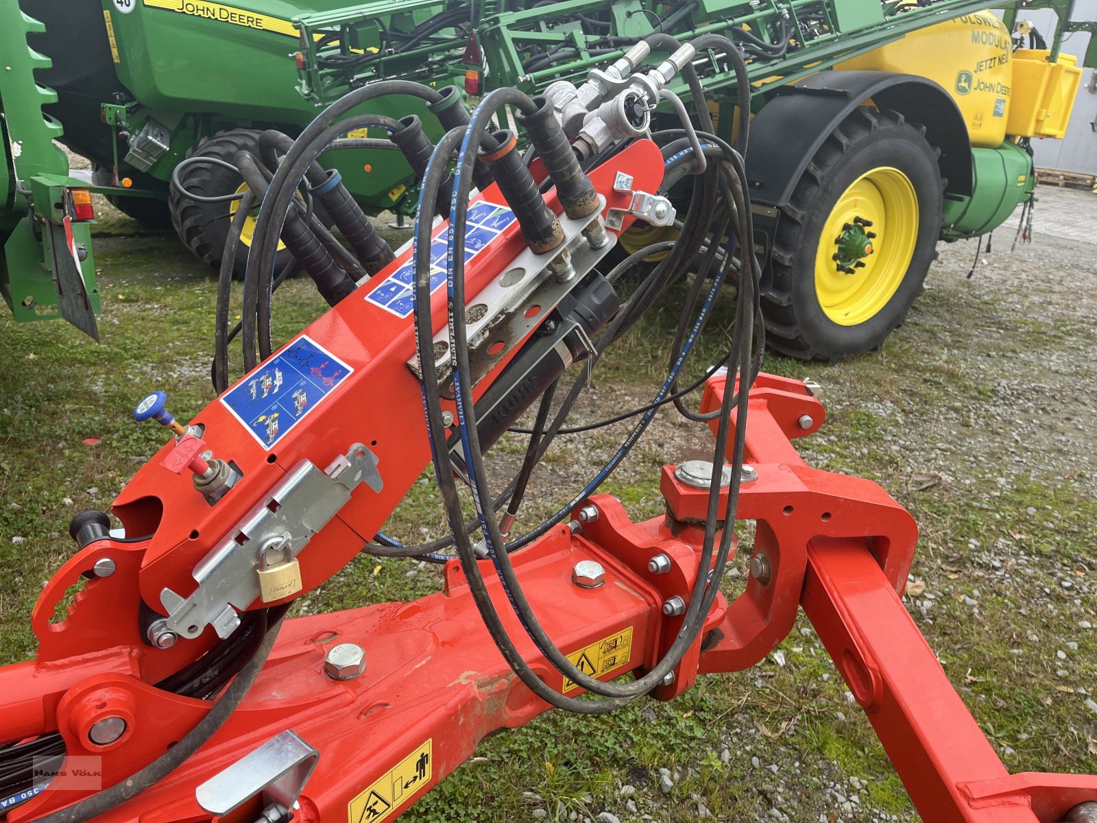 Grubber of the type Kuhn Prolander 6000, Neumaschine in Tettenweis / Karpfham (Picture 7)