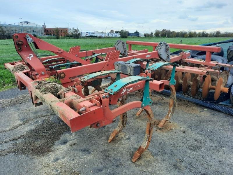 Grubber tip Kverneland CLC-EVO, Gebrauchtmaschine in ANTIGNY (Poză 7)