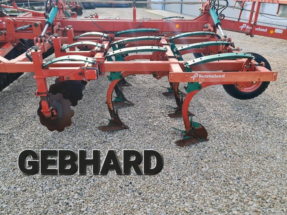 Grubber от тип Kverneland CTD 520 Grubber hydraulisch klappbar mit Fahrwerk, Gebrauchtmaschine в Großschönbrunn (Снимка 4)