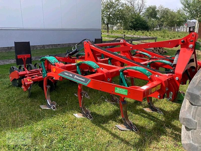 Grubber del tipo Kverneland ENDURO 3000 – Triflex/Grubber/3 m/Steinsicherung, Vorführmaschine en Gerstetten (Imagen 1)