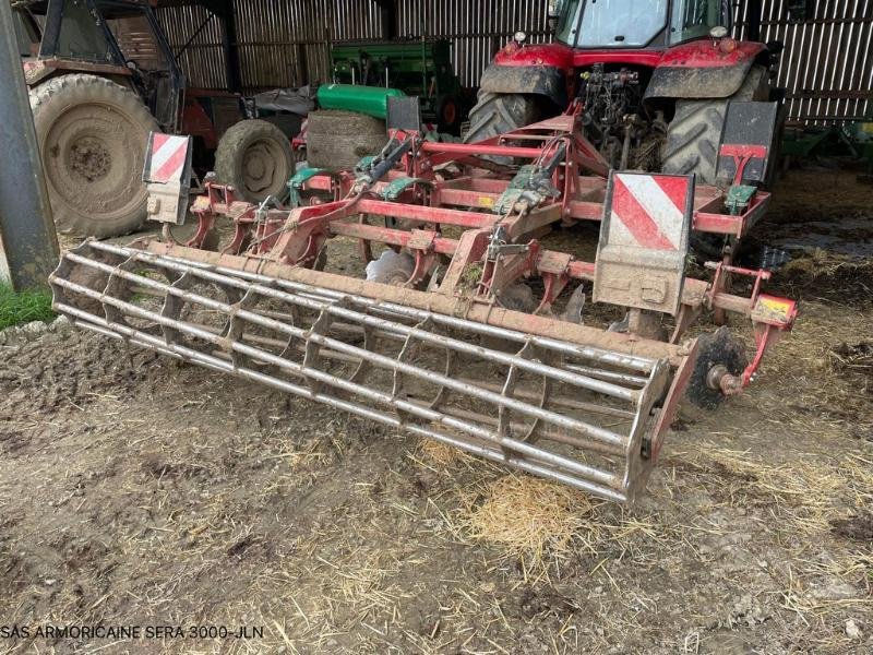 Grubber van het type Kverneland ENDURO 3500, Gebrauchtmaschine in LANDIVISIAU (Foto 3)