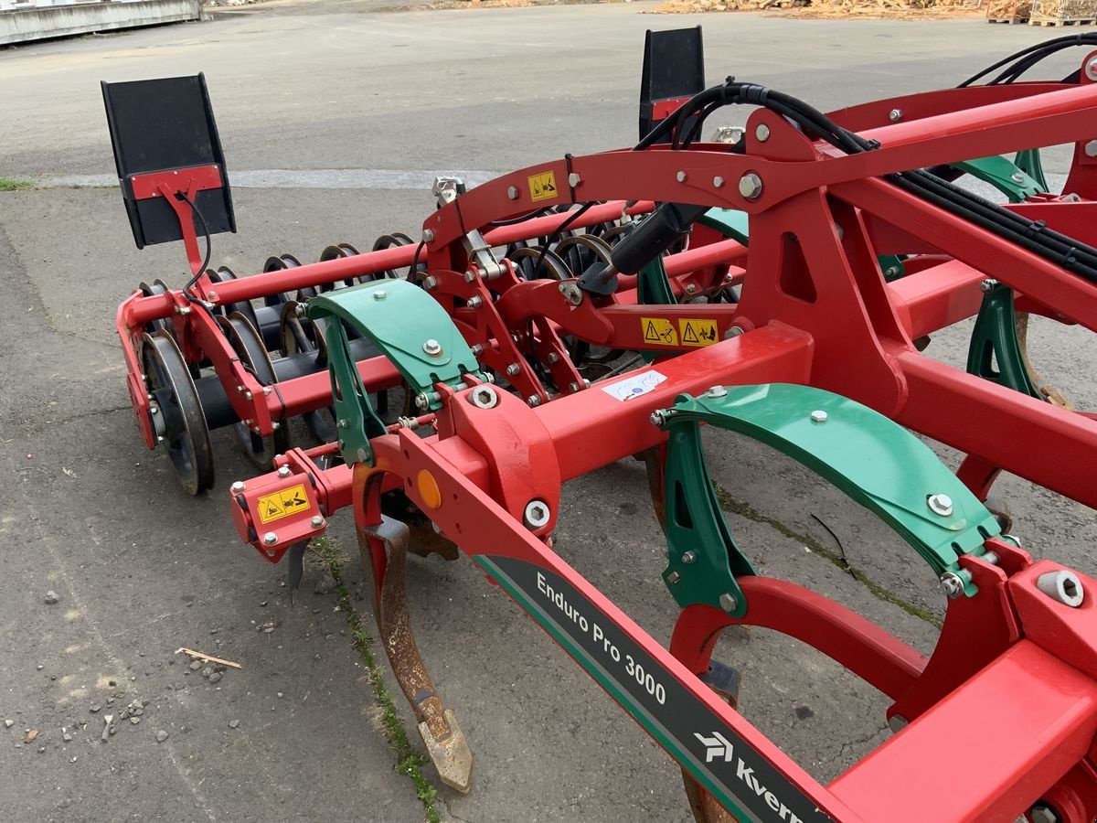 Grubber typu Kverneland Enduro Pro 3000 Triflex, Vorführmaschine v Bad Gleichenberg (Obrázek 7)