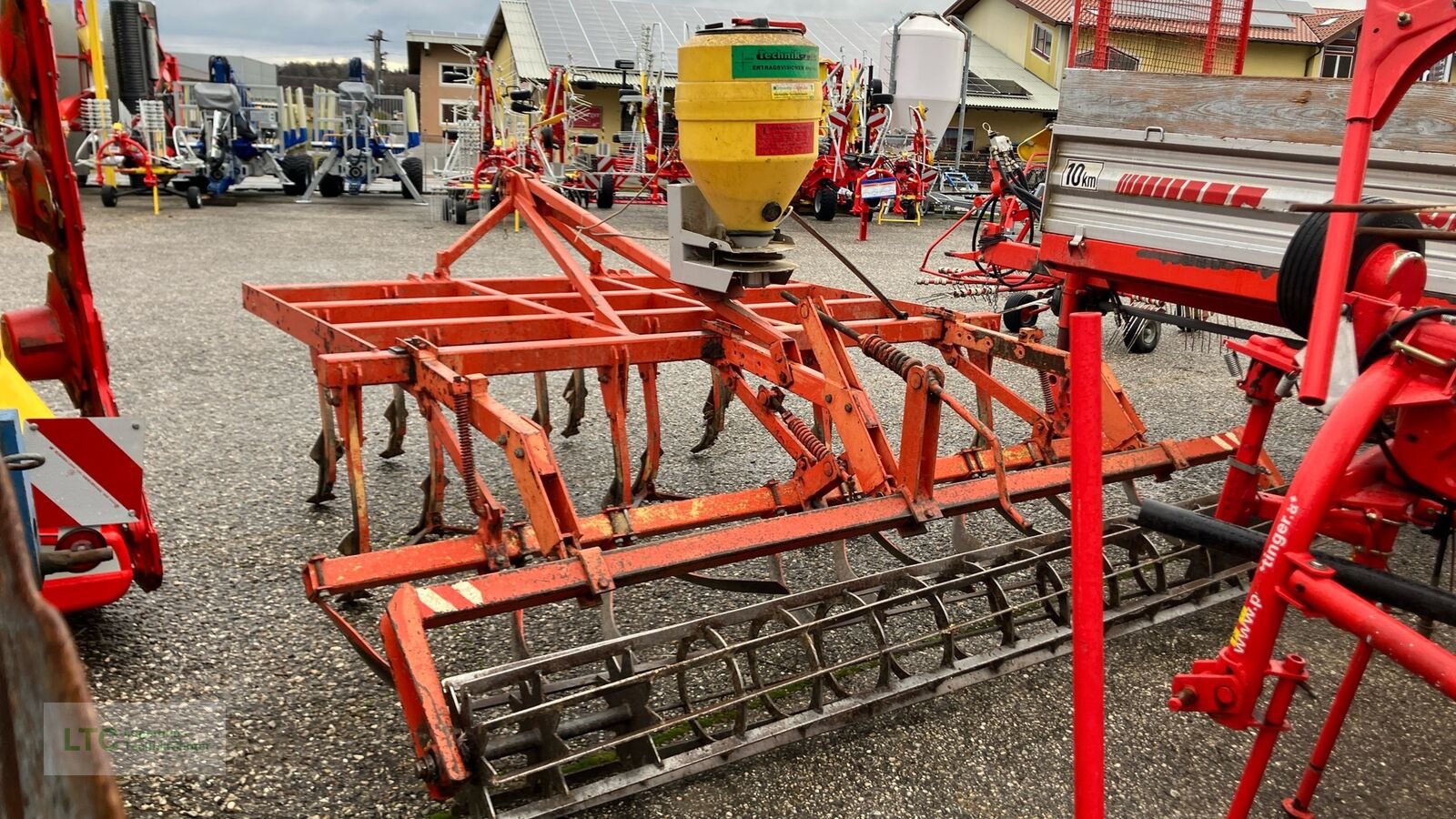 Grubber des Typs Landsberg SG mit Kleinsamenstreuer, Gebrauchtmaschine in Redlham (Bild 4)