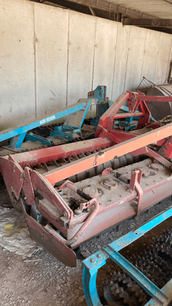 Grubber of the type Lely TERRA 4466, Gebrauchtmaschine in CINTHEAUX (Picture 1)