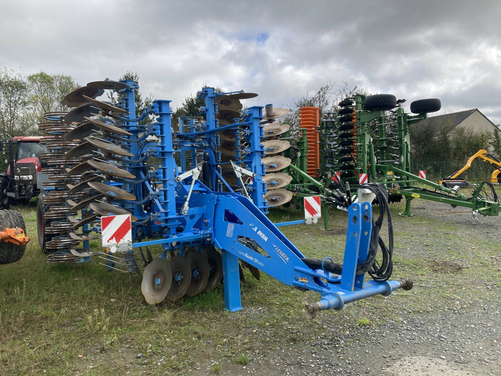 Grubber typu Lemken DECHAUMEUR 10/500 KUA, Gebrauchtmaschine v ST CLEMENT DE LA PLACE (Obrázek 2)