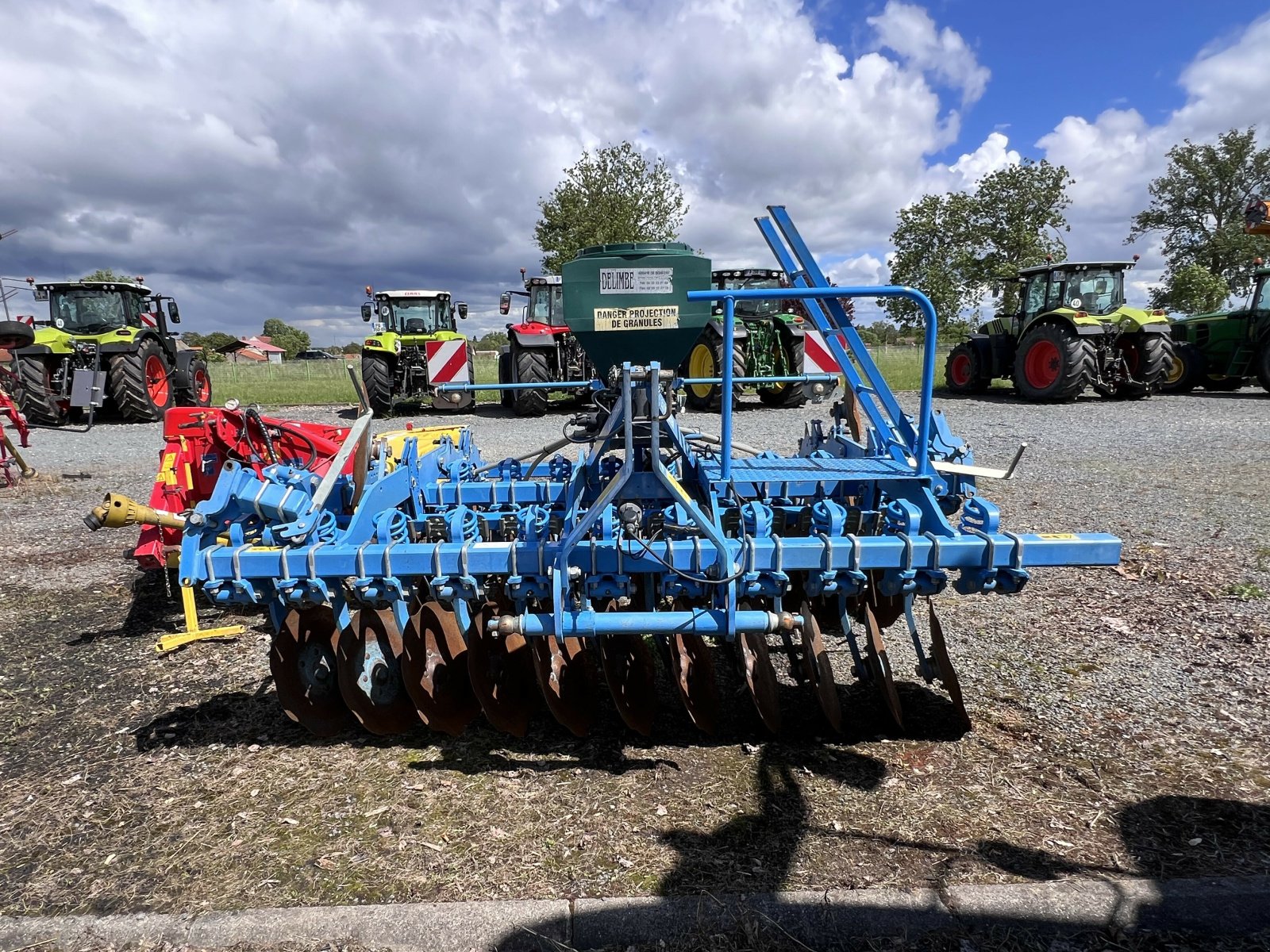 Grubber Türe ait Lemken DECHAUMEUR 3.00M RUBIN, Gebrauchtmaschine içinde Gannat (resim 4)