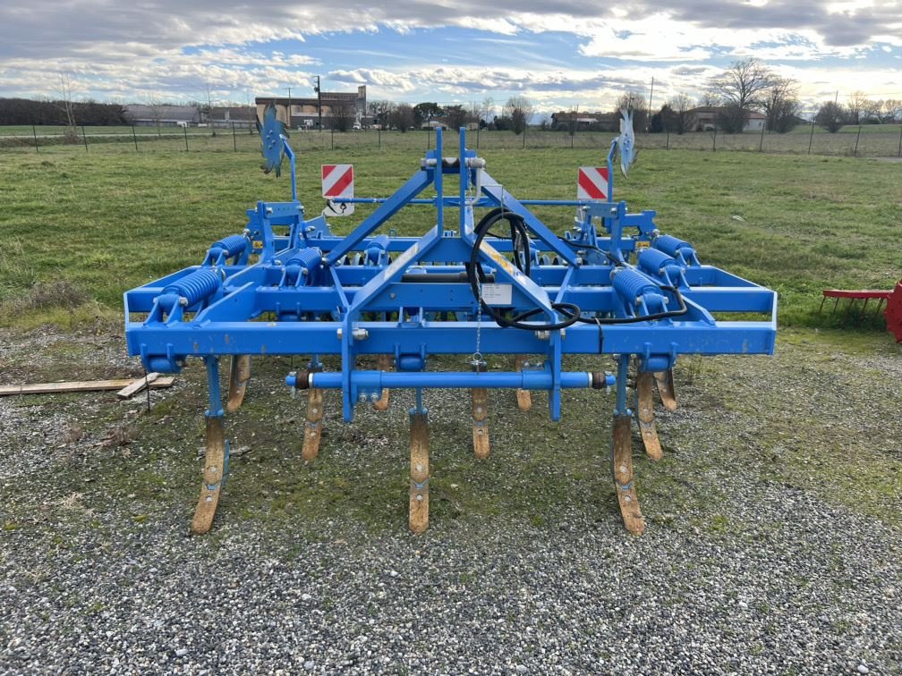 Grubber van het type Lemken KARAT 10/300 U--demo, Gebrauchtmaschine in Aubiet (Foto 2)