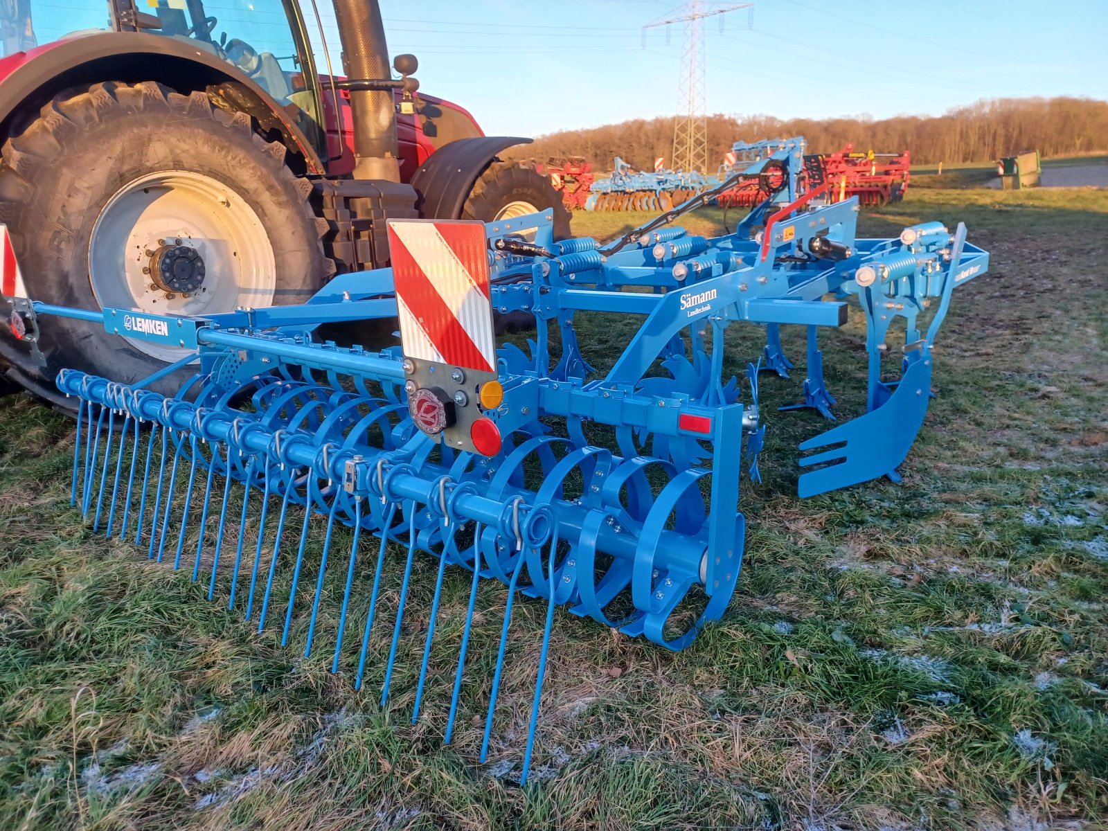 Grubber des Typs Lemken Karat 10/300 U, Neumaschine in Uffenheim (Bild 2)