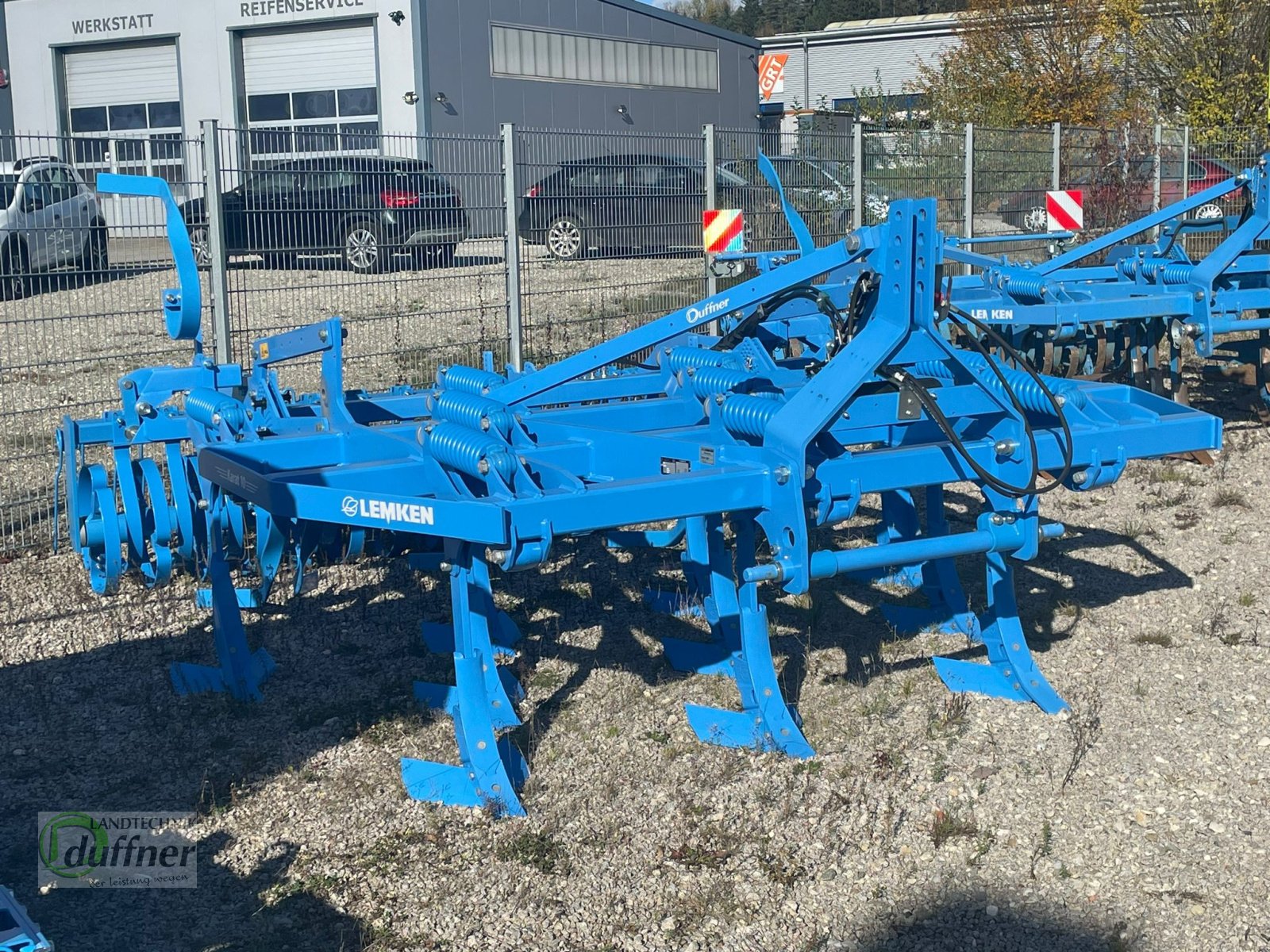 Grubber des Typs Lemken Karat 10/300U, Neumaschine in Münsingen (Bild 1)