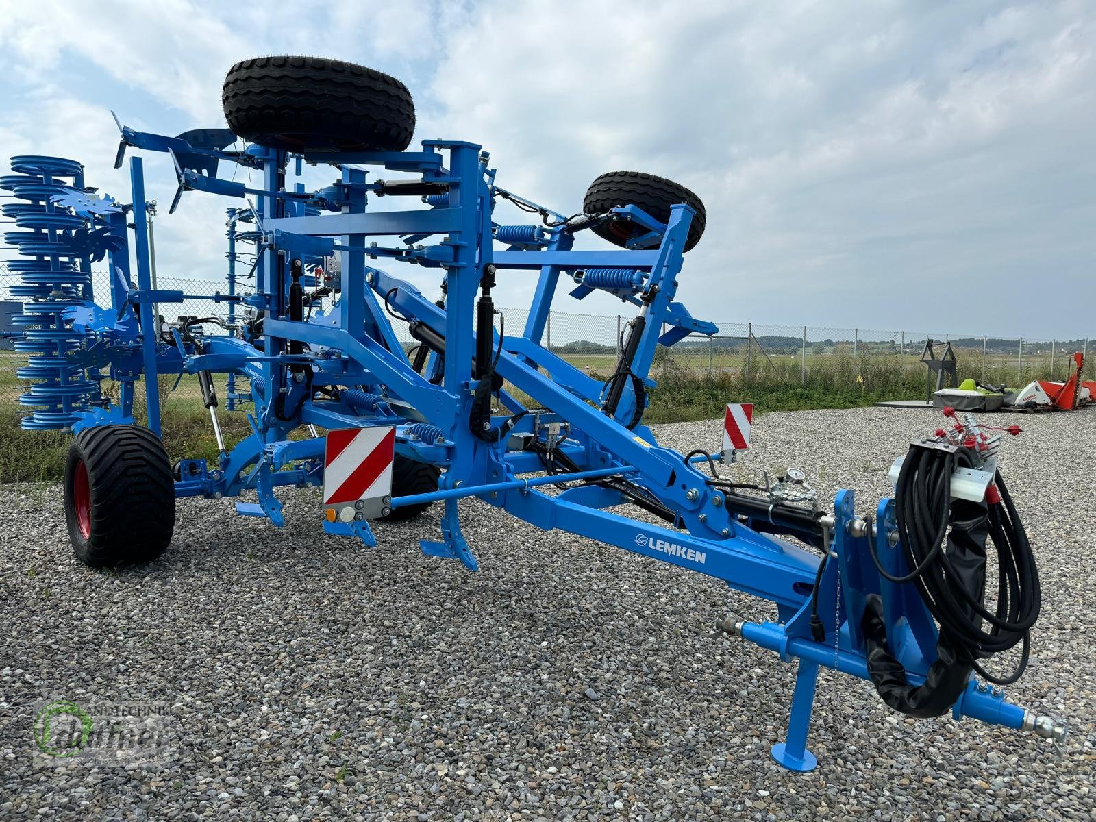 Grubber du type Lemken Karat 10/500 KUA, Neumaschine en Hohentengen (Photo 1)