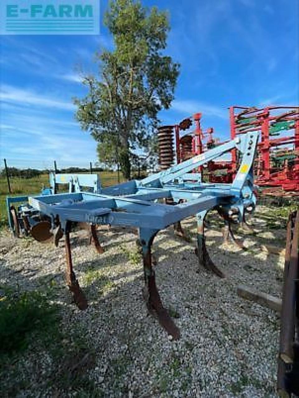 Grubber des Typs Lemken karat 9 350, Gebrauchtmaschine in MONFERRAN (Bild 1)