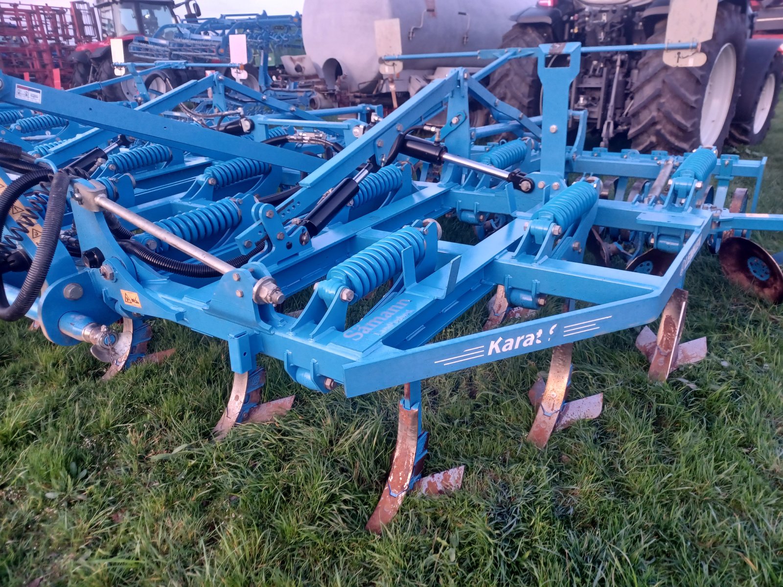 Grubber del tipo Lemken Karat 9/400 KÜ, Gebrauchtmaschine en Uffenheim (Imagen 2)