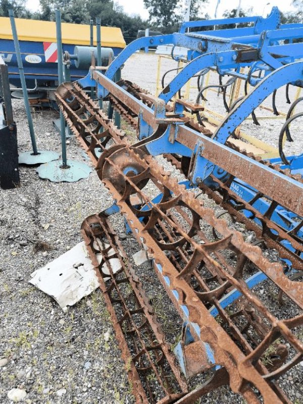 Grubber del tipo Lemken Korund 750L, Gebrauchtmaschine en azerailles (Imagen 4)