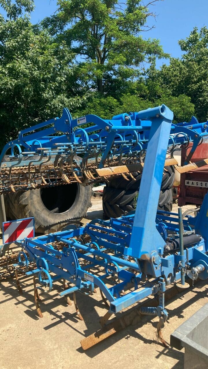 Grubber van het type Lemken KORUND REPLIABLE, Gebrauchtmaschine in CHEMINOT (Foto 1)