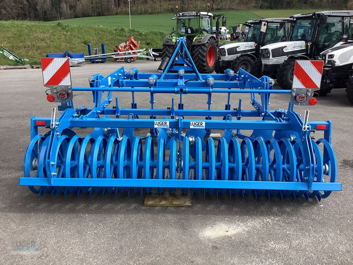 Grubber of the type Lemken Kristall 9/300 U, Neumaschine in Niederkappel (Picture 5)