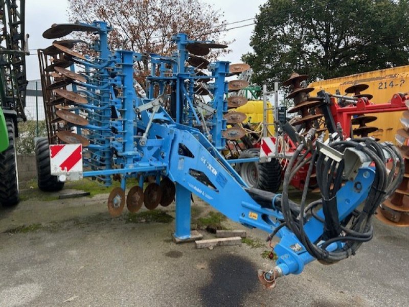 Grubber du type Lemken RUBIN 10, Gebrauchtmaschine en JOSSELIN (Photo 2)