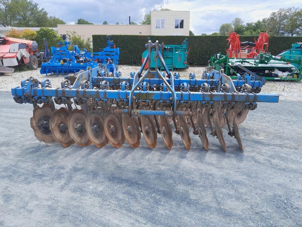 Grubber του τύπου Lemken RUBIN 9/300U, Gebrauchtmaschine σε LES ESSARTS (Φωτογραφία 1)