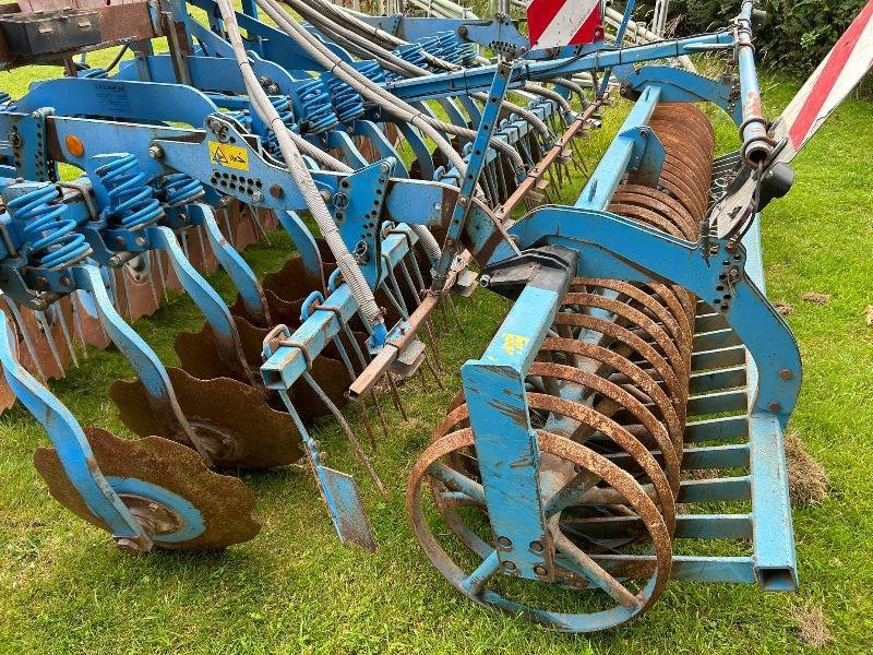 Grubber tip Lemken RUBIN 9, Gebrauchtmaschine in LANDIVISIAU (Poză 4)