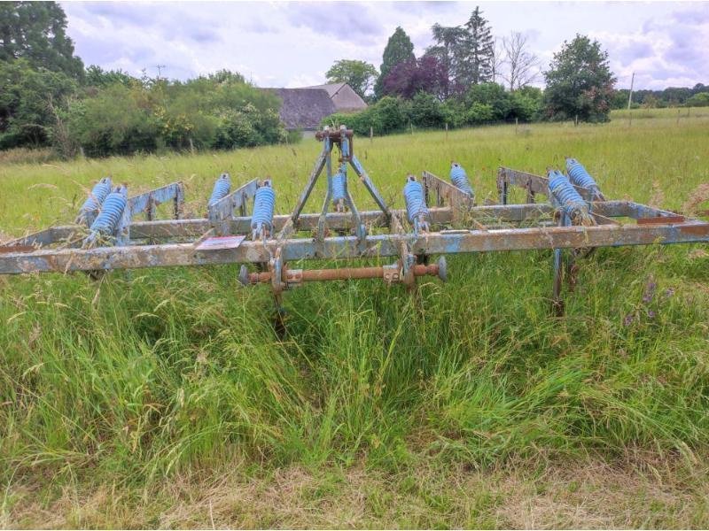 Grubber des Typs Lemken SMARAGD, Gebrauchtmaschine in ANTIGNY (Bild 2)