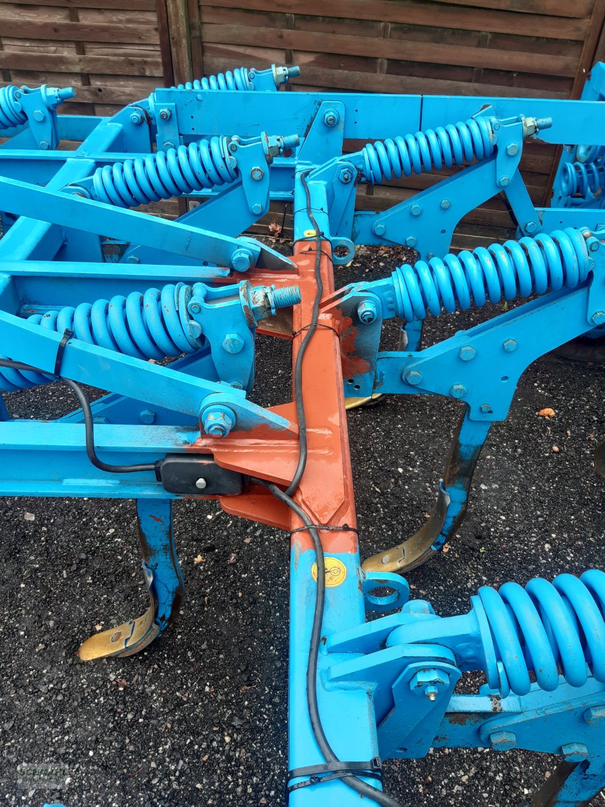 Grubber van het type Lemken THORIT 8/300, Gebrauchtmaschine in Oldenburg in Holstein (Foto 2)