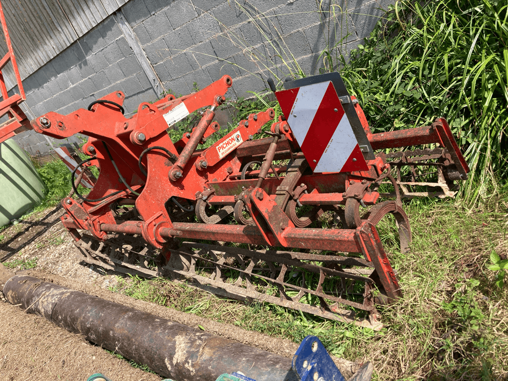 Grubber a típus Pichon VIBROCULTEUR, Gebrauchtmaschine ekkor: TREMEUR (Kép 3)