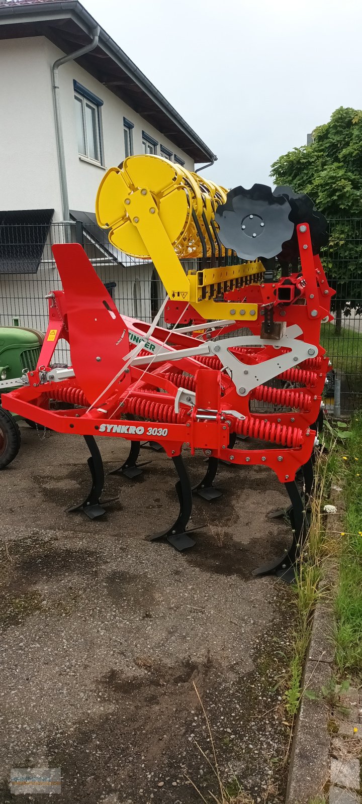 Grubber van het type Pöttinger Synkro 3030 Nova, Neumaschine in Calw  (Foto 2)