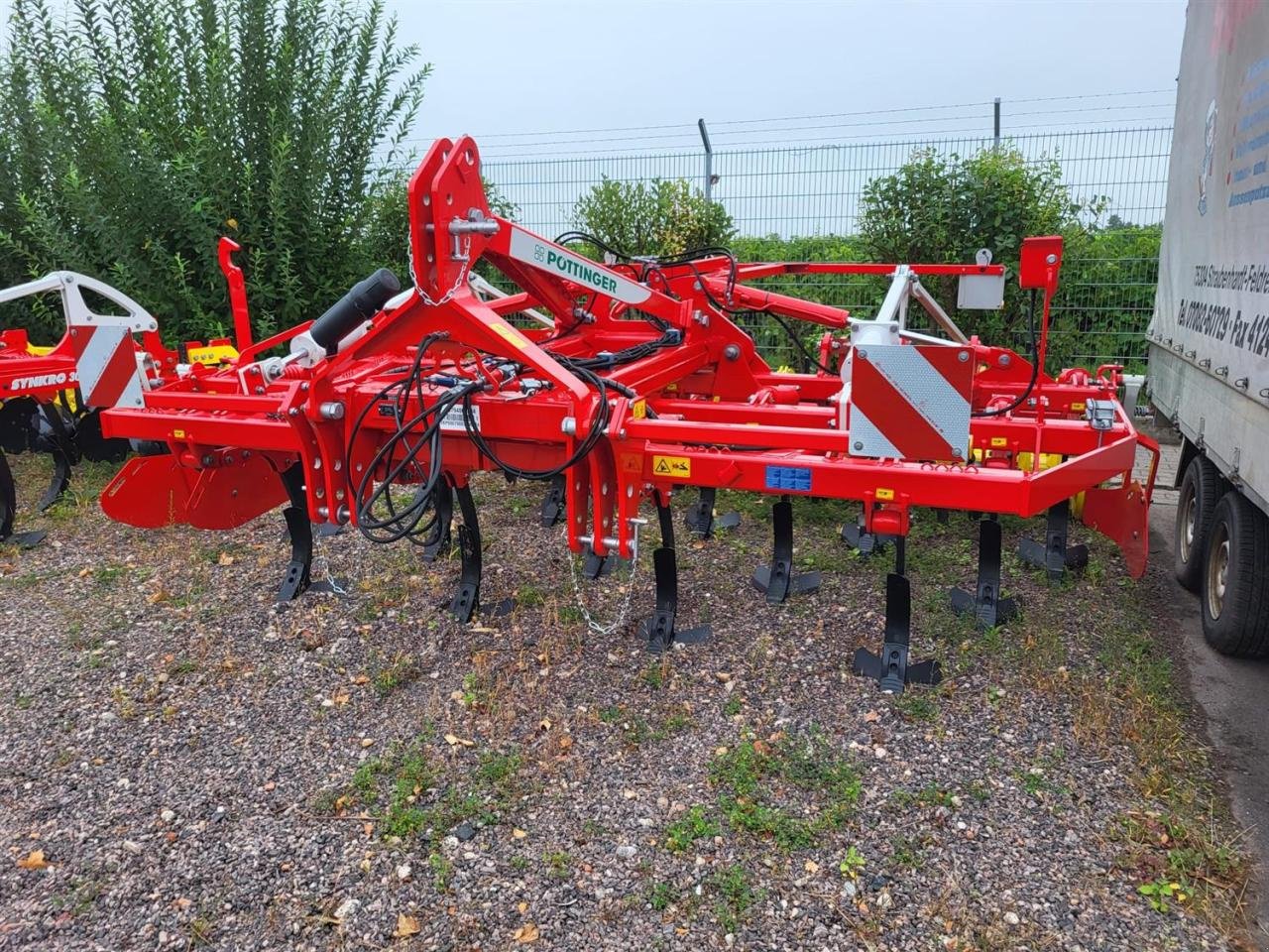 Grubber van het type Pöttinger SYNKRO 4030 K NOVA, Neumaschine in Niederkirchen (Foto 3)