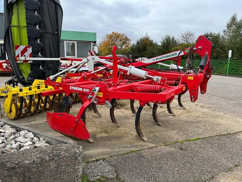 Grubber des Typs Pöttinger SYNKRO 4030 K NOVA, Gebrauchtmaschine in Eppingen (Bild 1)