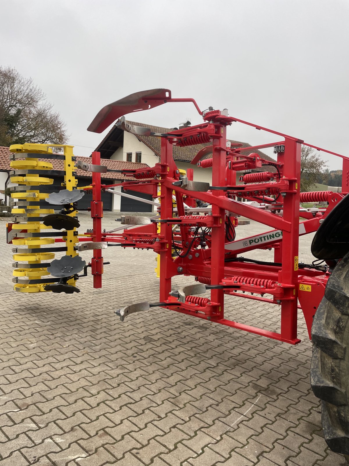 Grubber типа Pöttinger Synkro 4030 K Nova, Gebrauchtmaschine в Beutelsbach (Фотография 3)