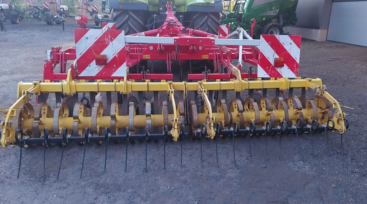 Grubber del tipo Pöttinger SYNKRO 4030 K, Gebrauchtmaschine en Hollenthon (Imagen 2)