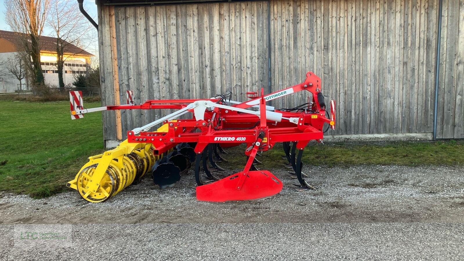 Grubber tipa Pöttinger Synkro 4030, Gebrauchtmaschine u Redlham (Slika 6)