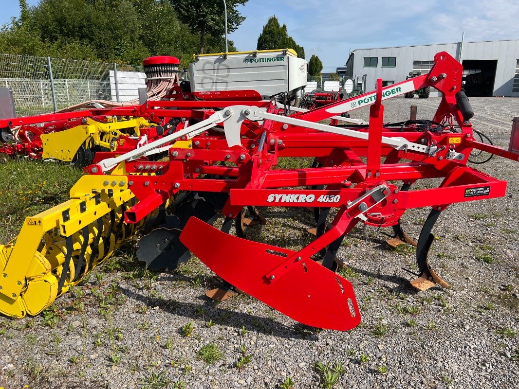 Grubber tip Pöttinger Synkro 4040 K, Gebrauchtmaschine in Steinheim-Bergheim (Poză 7)