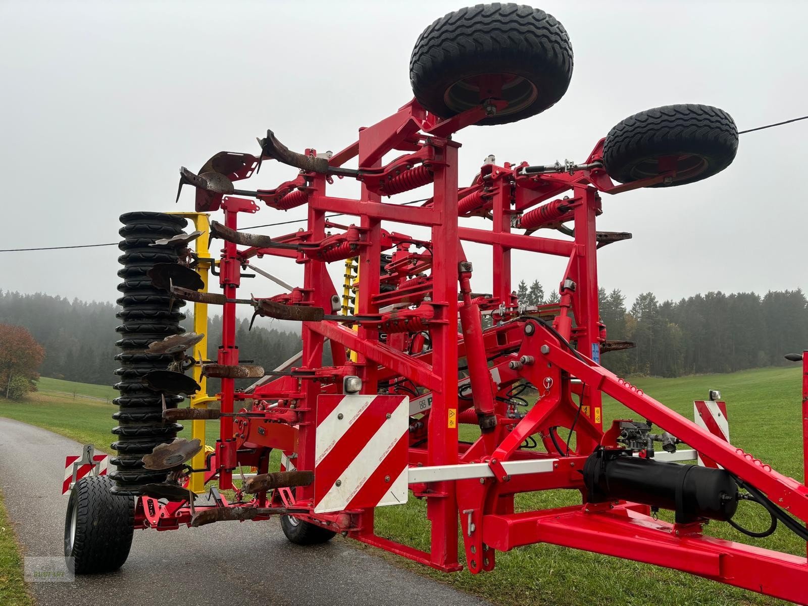 Grubber des Typs Pöttinger Synkro 5030 Nova T, Gebrauchtmaschine in Bad Leonfelden (Bild 2)