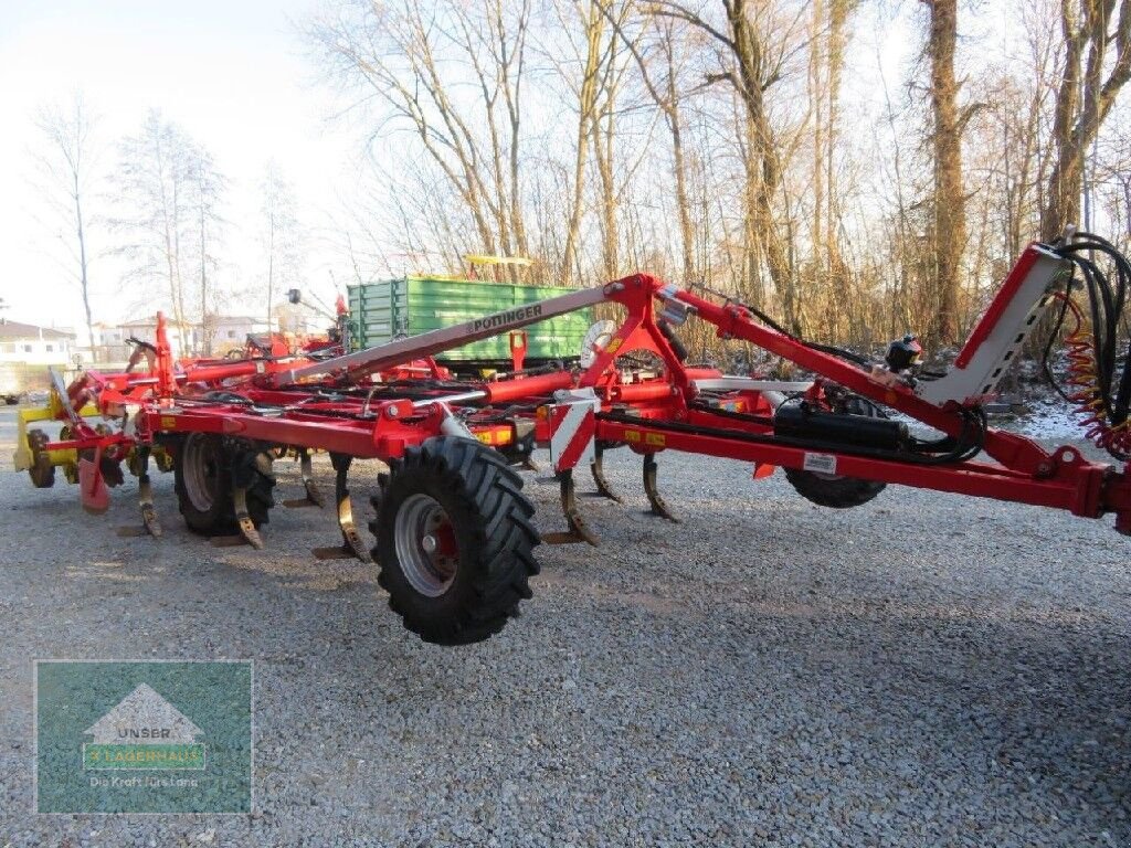 Grubber van het type Pöttinger TERRIA 4040, Gebrauchtmaschine in Hofkirchen (Foto 9)