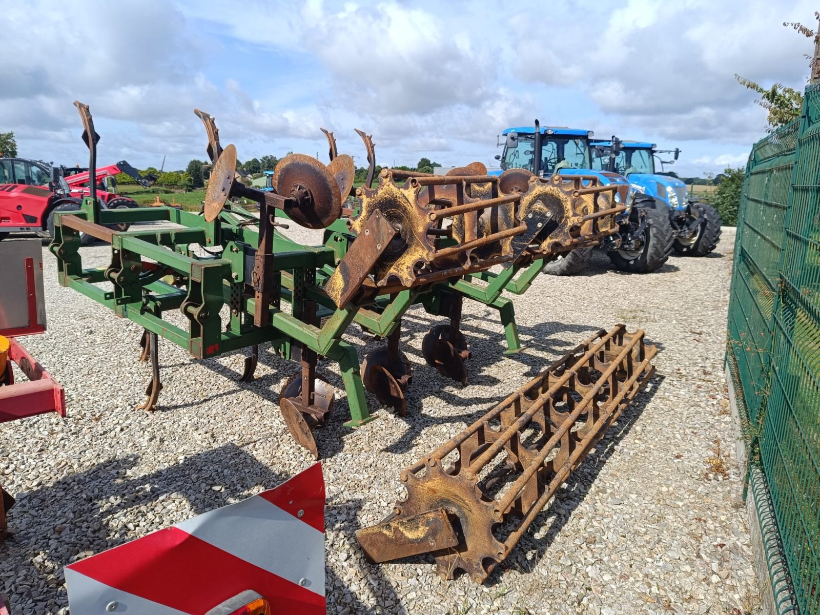 Grubber du type Quivogne Maxiculteur, Gebrauchtmaschine en Le Horps (Photo 2)